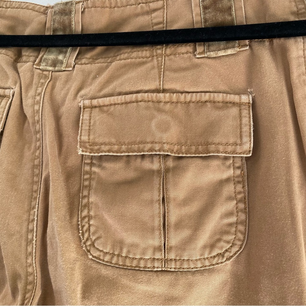 Vintage Y2K Old Navy Tan Pant Side Pockets Flap Back Pockets Velvet Belt Loops4 - Picture 6 of 9